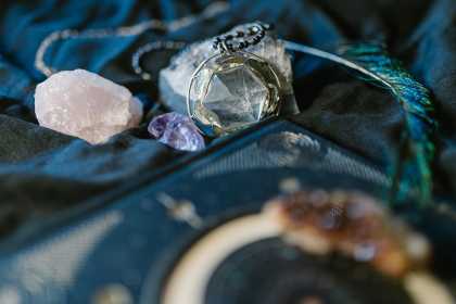 Kostenloses Stock Foto zu amethyst, armband, astro