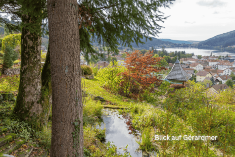 Blick auf Gérardmer und den Lac de Gérardmer in den Vogesen
