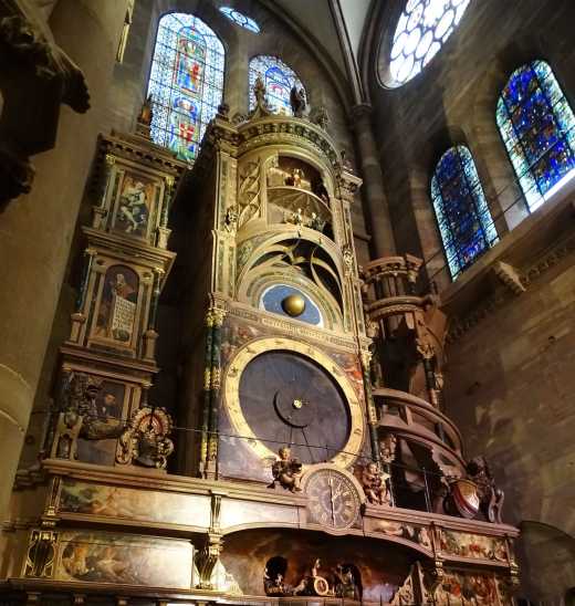 Astronomische Uhr